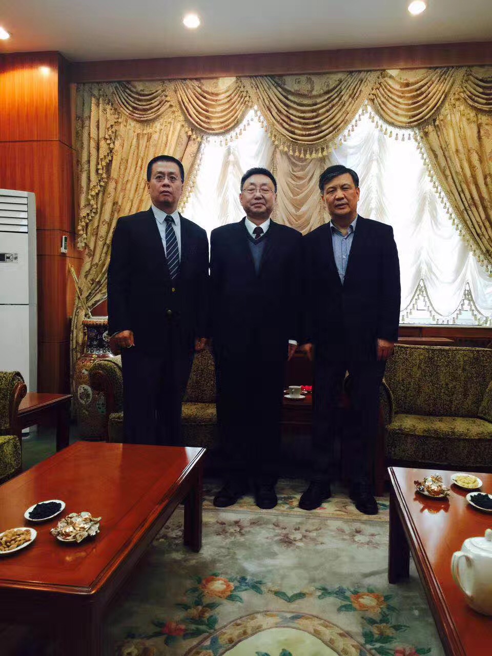 1.第五届全球巴库论坛.jpg