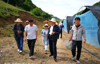 我院党委书记陈富荣同志带队赴帮扶点调研指导帮扶工作——践行“不忘初心 牢记使命”主题教育活动
