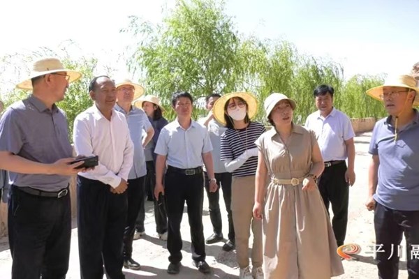6月19-21日，李兴文院长一行赴白银市进行黄河上游白银段调研