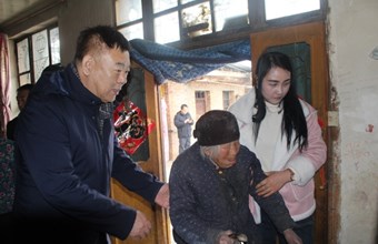 省社科院认真做好春节前结对关爱工作 扎实开展走访探视活动