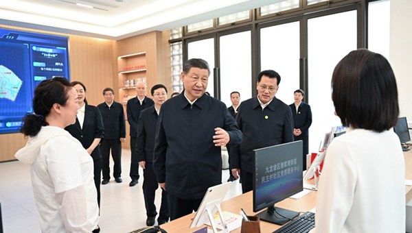 习近平在重庆考察时强调 扎实开展党纪学习教育