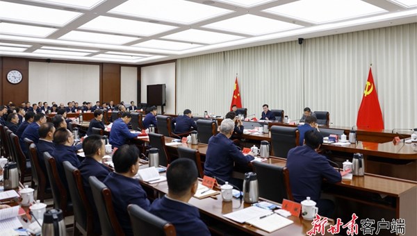 胡昌升在省委常委会党纪学习教育读书班第一次集中学习时强调：努力营造学纪知纪明纪守纪浓厚氛围